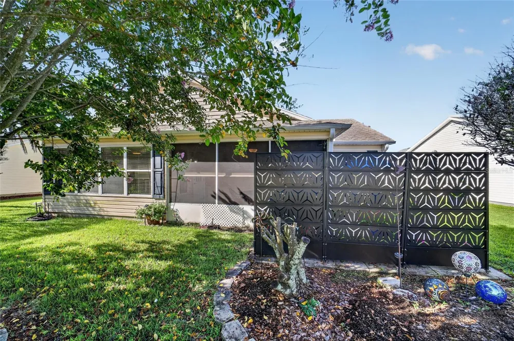 1563 HOLLYBERRY PLACE The Villages, FL 32162