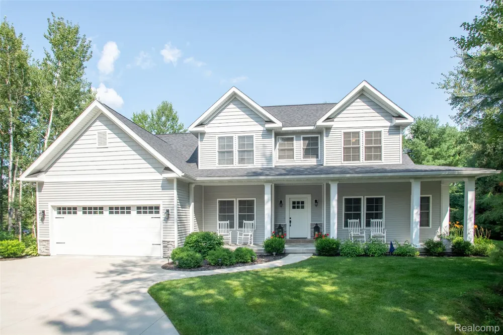 2140 5 Mile Road Lincoln Township, MI 48642