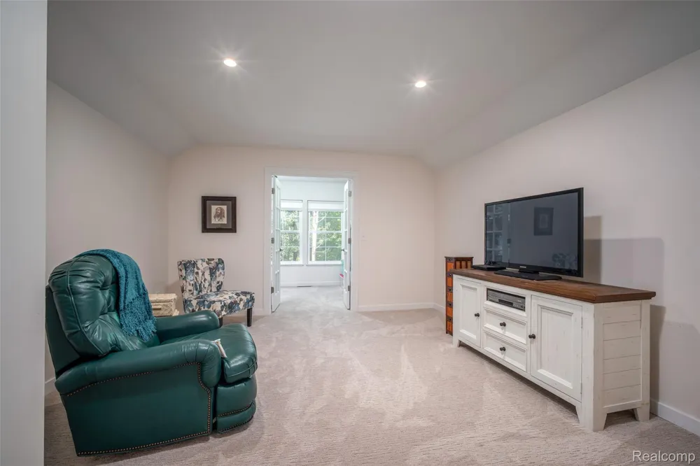 2140 5 Mile Road Lincoln Township, MI 48642