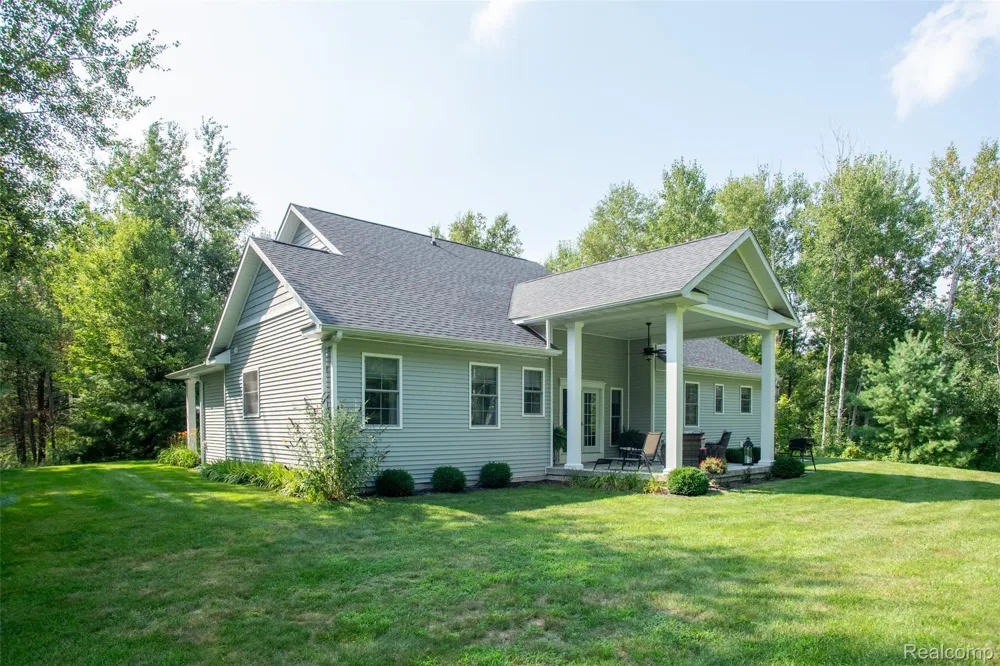 2140 5 Mile Road Lincoln Township, MI 48642