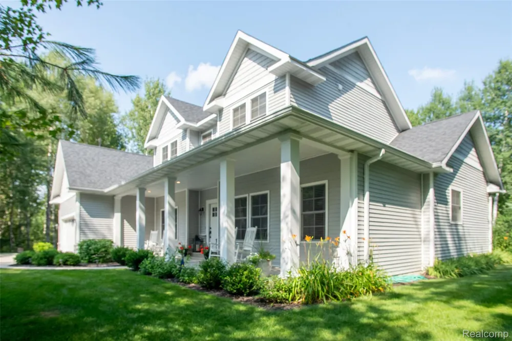 2140 5 Mile Road Lincoln Township, MI 48642