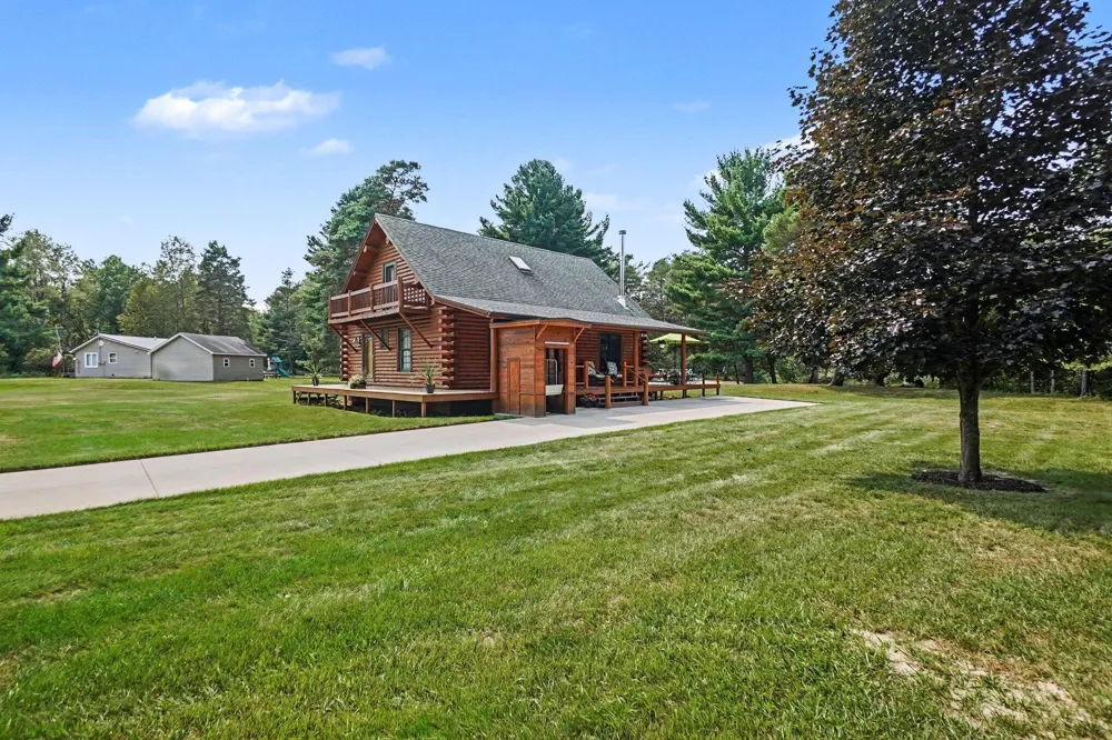 7998 Trout Haven Drive Osceola Township, MI 49631