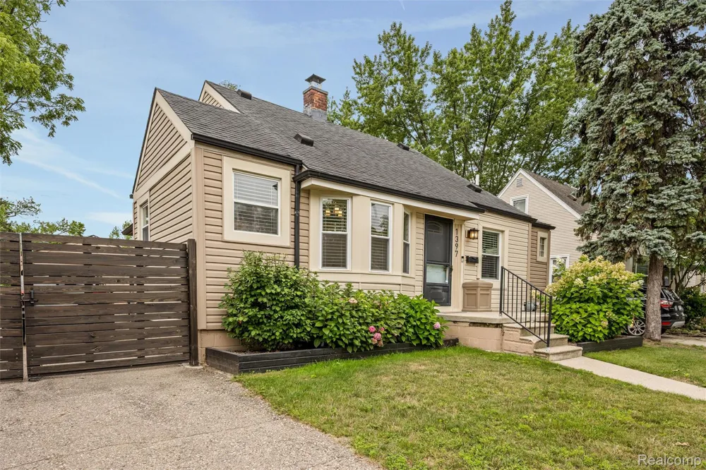1397 LEROY STREET Ferndale City, MI 48220