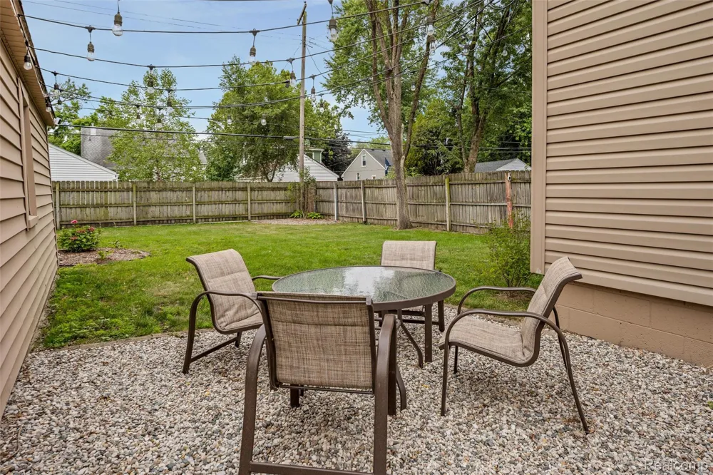 1397 LEROY STREET Ferndale City, MI 48220