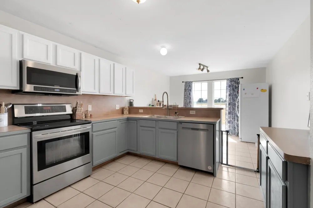5304 E Line Road Whitewright, TX 75491