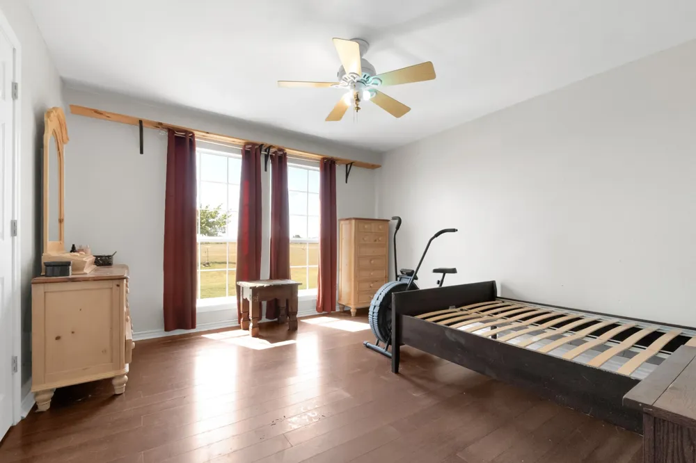 5304 E Line Road Whitewright, TX 75491