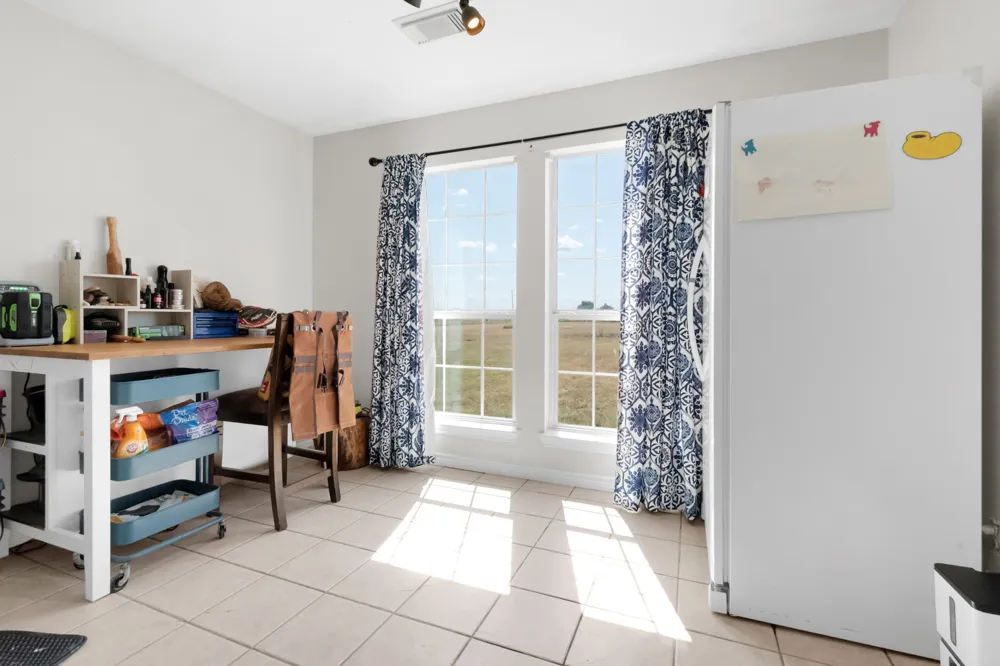 5304 E Line Road Whitewright, TX 75491