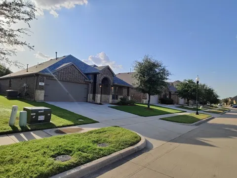 516 Rustic Oak Lane
