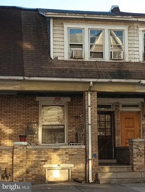 524 FRONT STREET