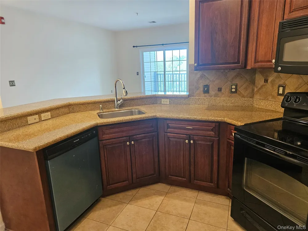 934 Tower Ridge Circle Middletown, NY 10941