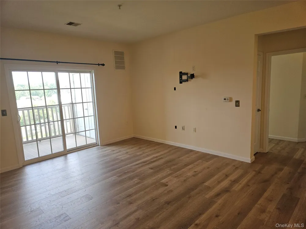 934 Tower Ridge Circle Middletown, NY 10941
