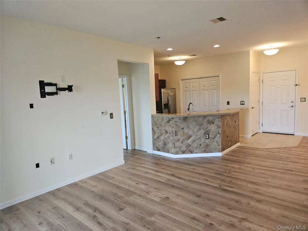 934 Tower Ridge Circle Middletown, NY 10941