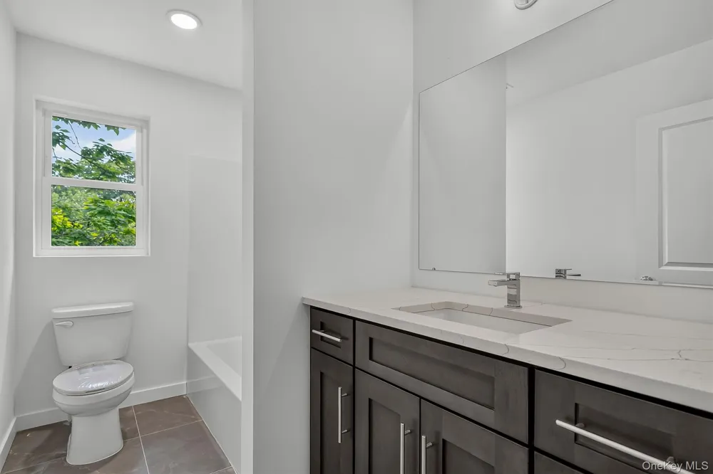 1 Hulse Street Middletown, NY 10940