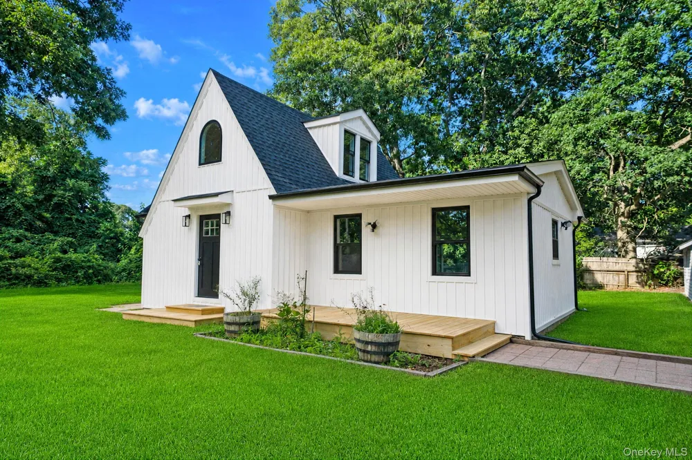 137 Elder Drive Mastic Beach, NY 11951