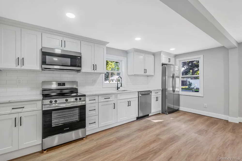 137 Elder Drive Mastic Beach, NY 11951
