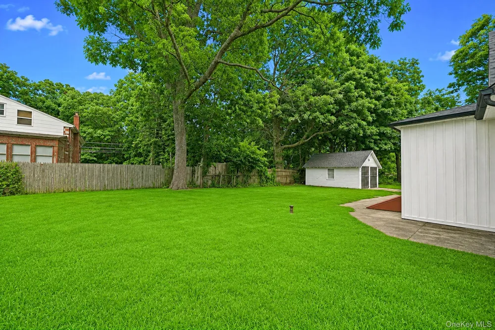 137 Elder Drive Mastic Beach, NY 11951