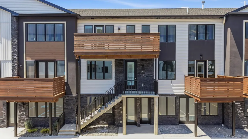 80 Memorial Park Drive #312 Spring Valley, NY 10977