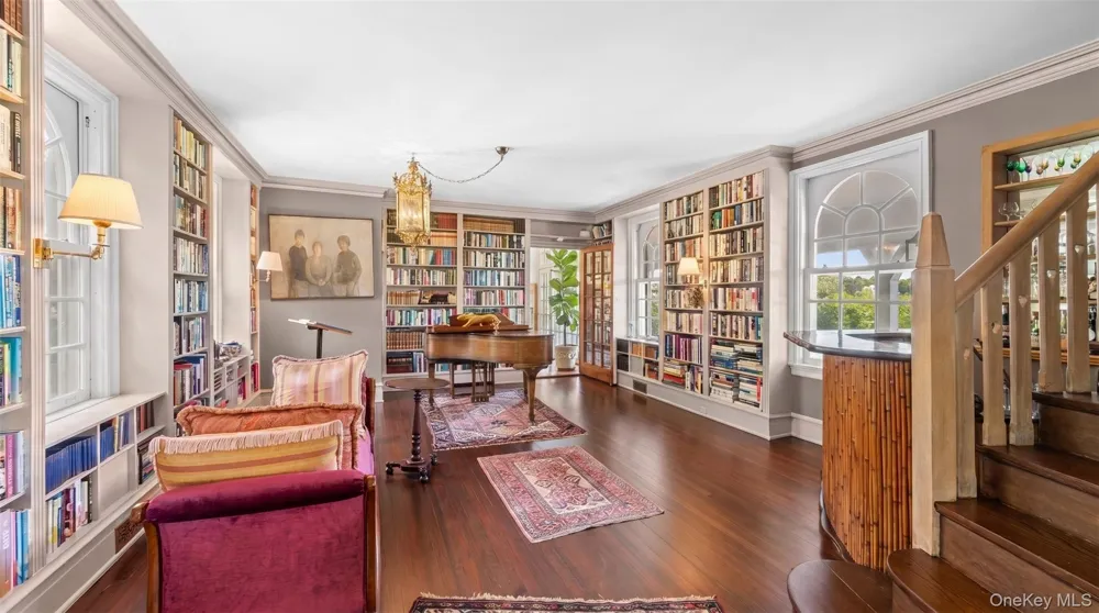767 Montauk Highway Quiogue, NY 11978