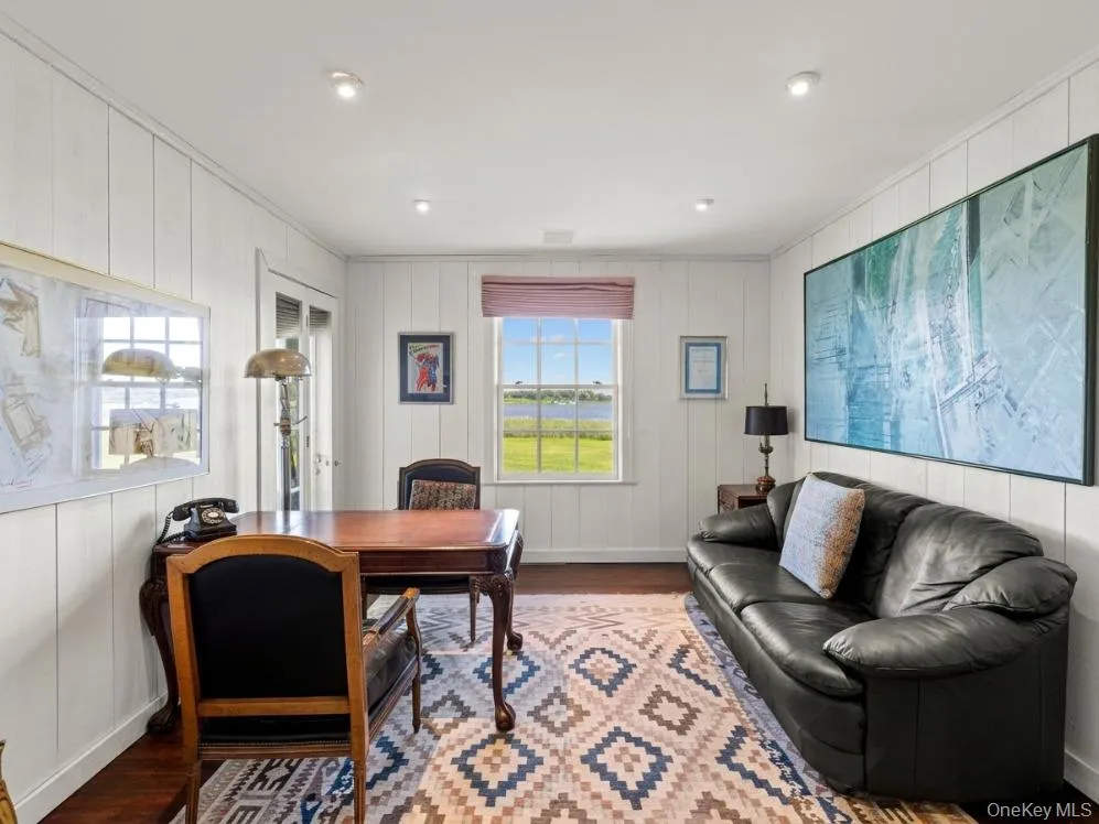 767 Montauk Highway Quiogue, NY 11978