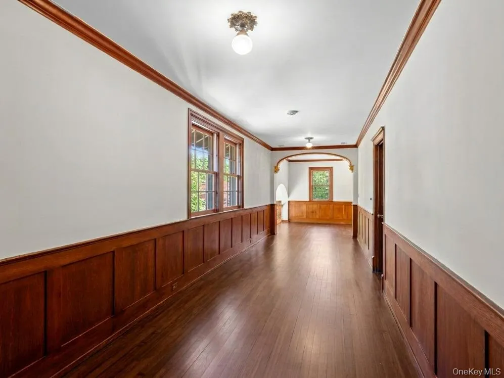 767 Montauk Highway Quiogue, NY 11978