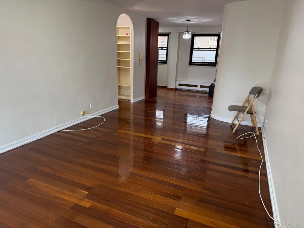 61-45 98 STREET #10L Rego Park, NY 11374