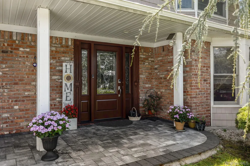108 Burr Road East Northport, NY 11731