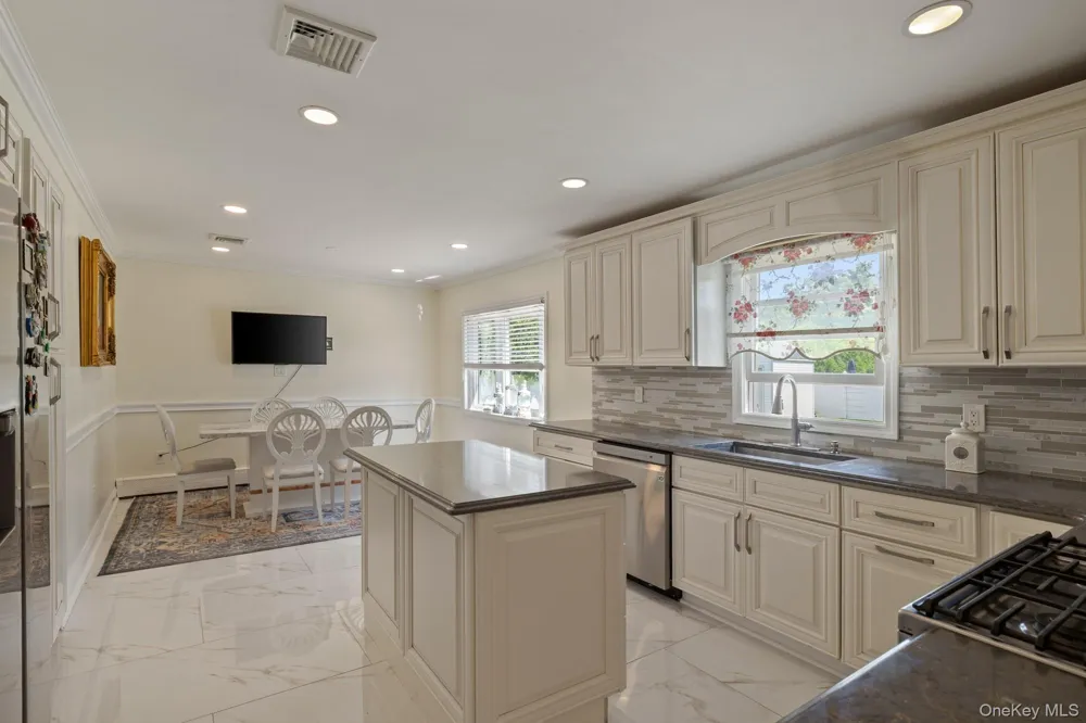 108 Burr Road East Northport, NY 11731