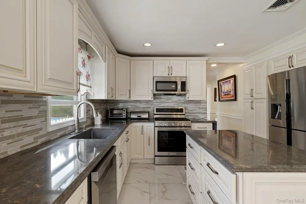 108 Burr Road East Northport, NY 11731