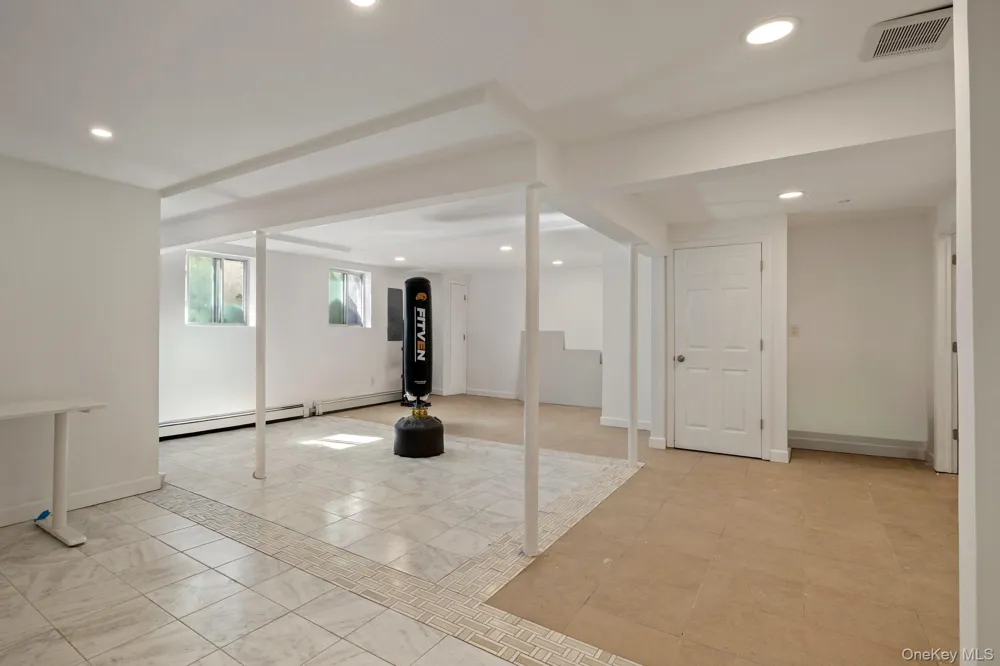 108 Burr Road East Northport, NY 11731