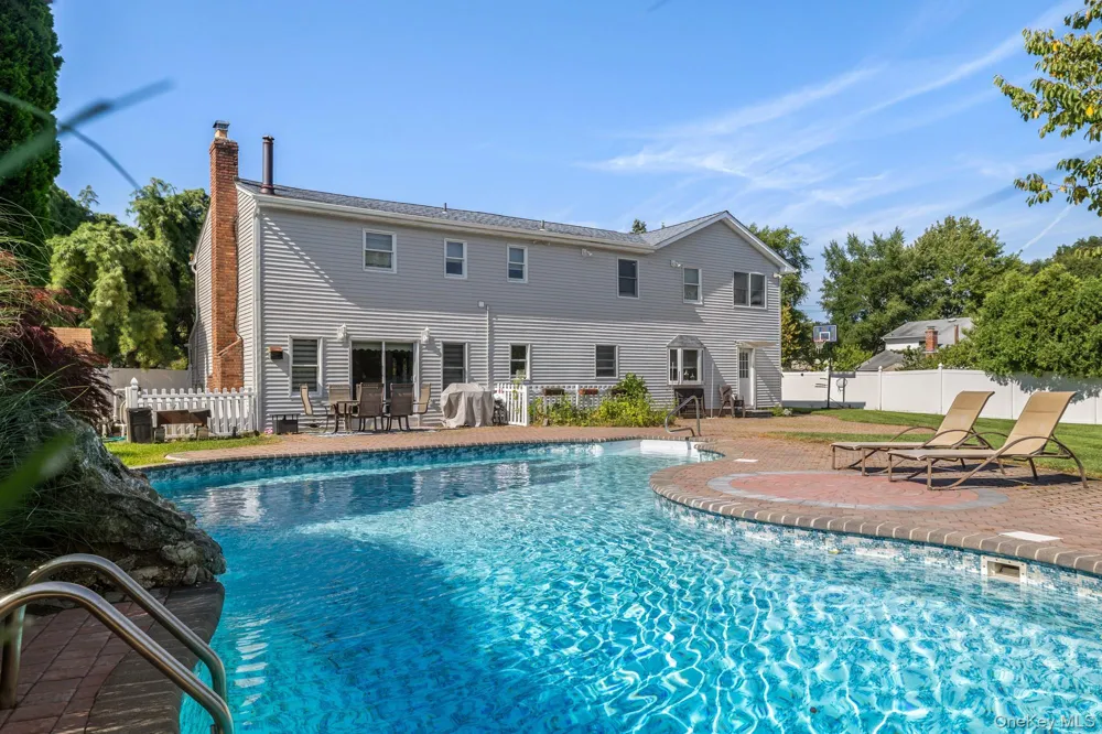 108 Burr Road East Northport, NY 11731