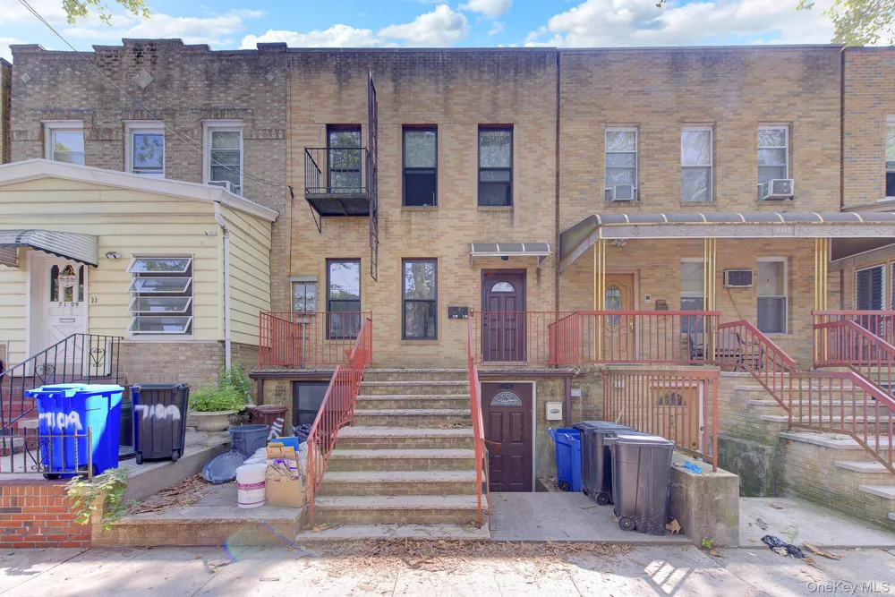 7111 68th Street Ridgewood, NY 11385