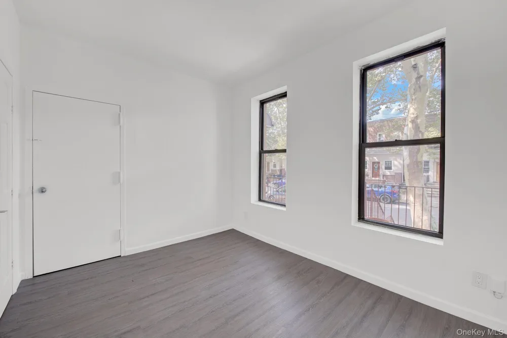 7111 68th Street Ridgewood, NY 11385