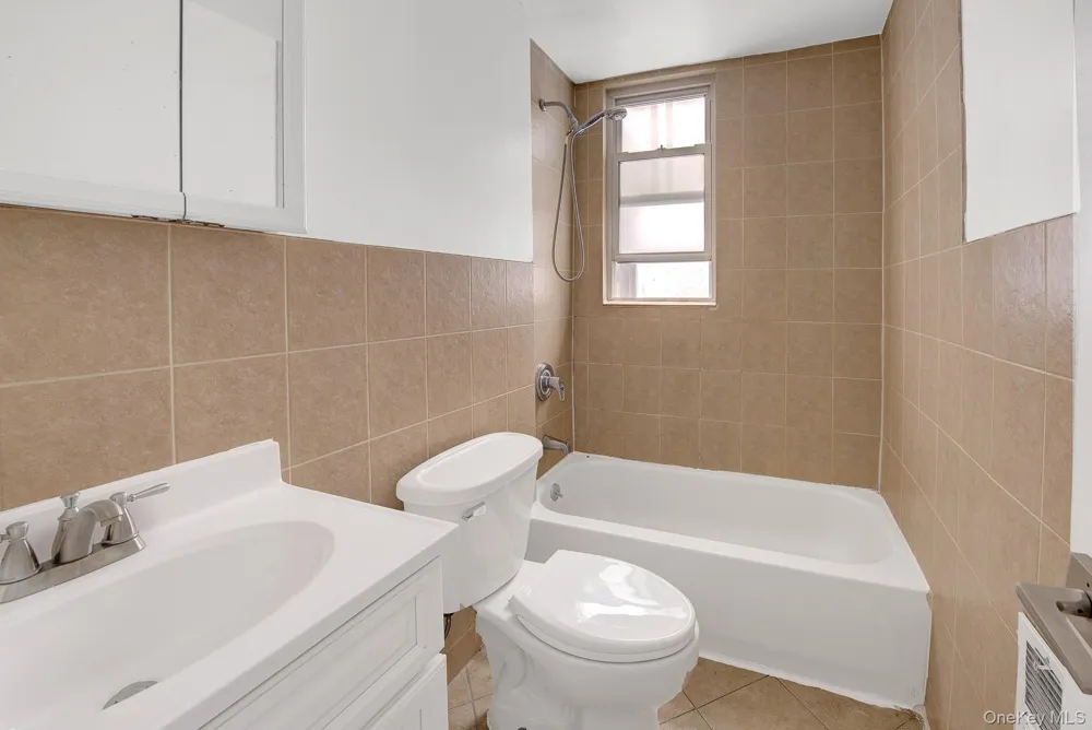 7111 68th Street Ridgewood, NY 11385