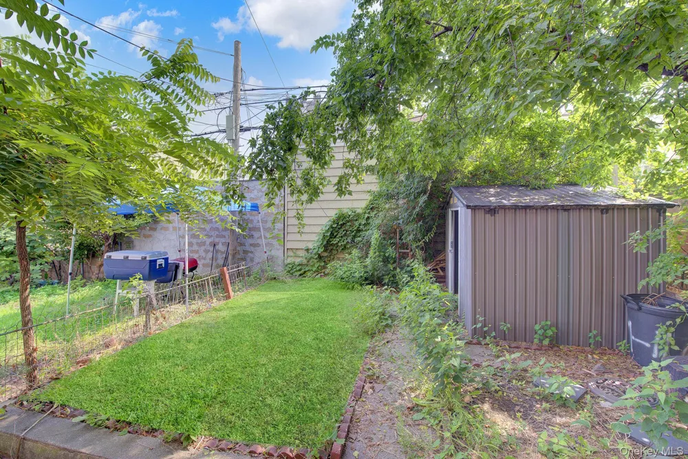 7111 68th Street Ridgewood, NY 11385