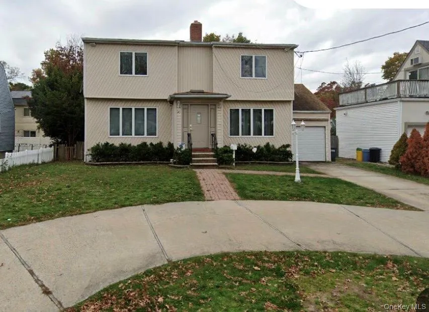 41 Avon Road Hewlett, NY 11557
