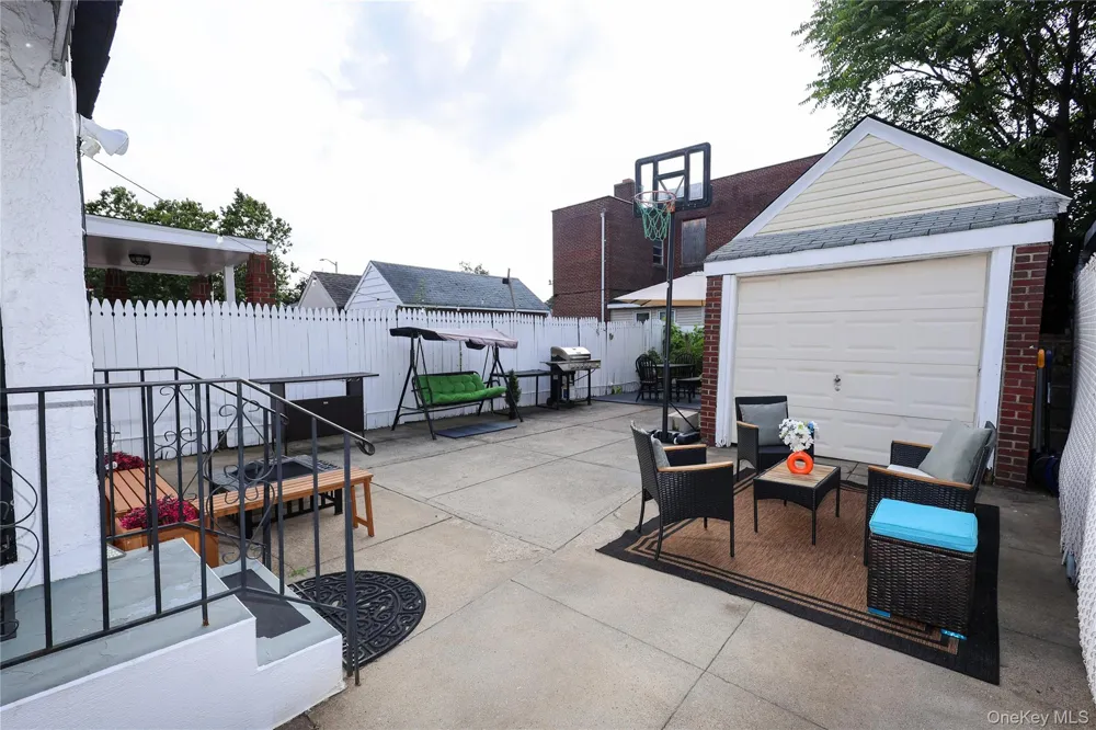 13446 229th Street Laurelton, NY 11413