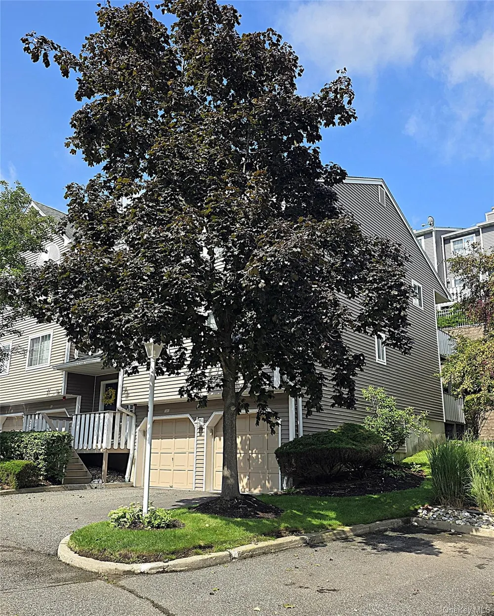 99 Eagle Ridge Way Nanuet, NY 10954
