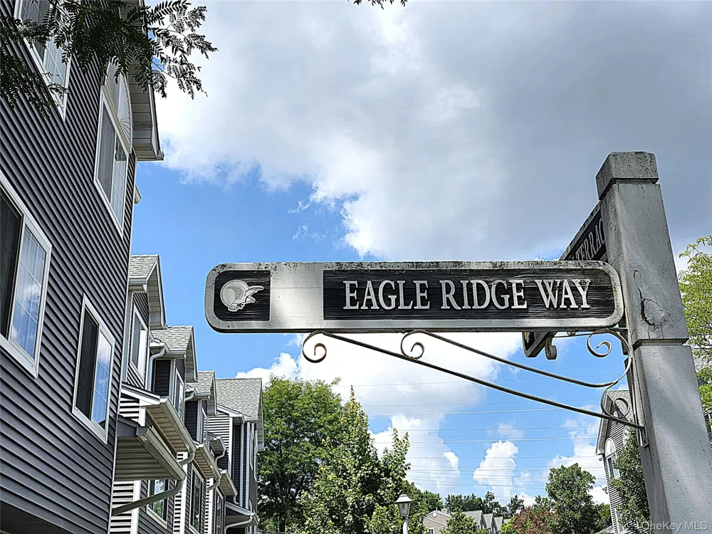99 Eagle Ridge Way Nanuet, NY 10954