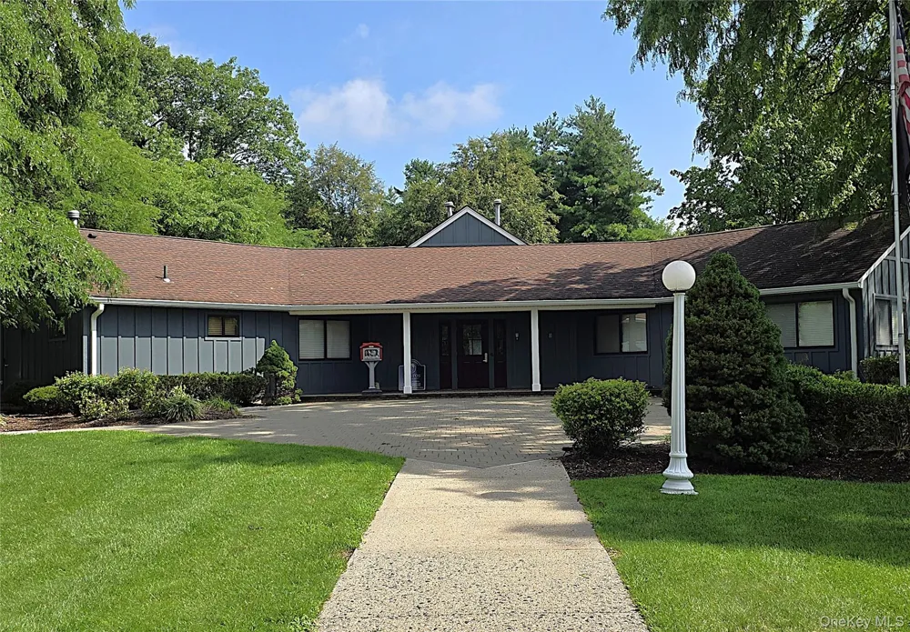 99 Eagle Ridge Way Nanuet, NY 10954