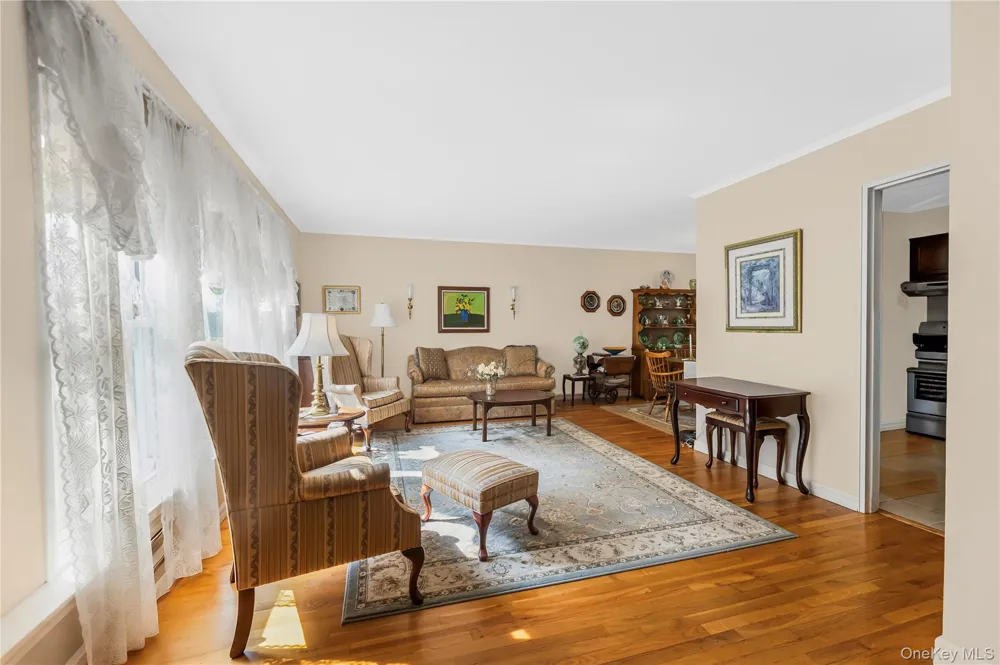 33 Dexter Road Yonkers, NY 10710