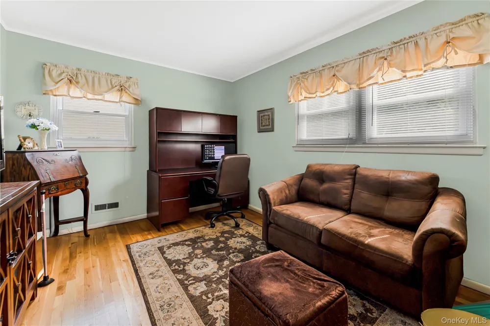 33 Dexter Road Yonkers, NY 10710
