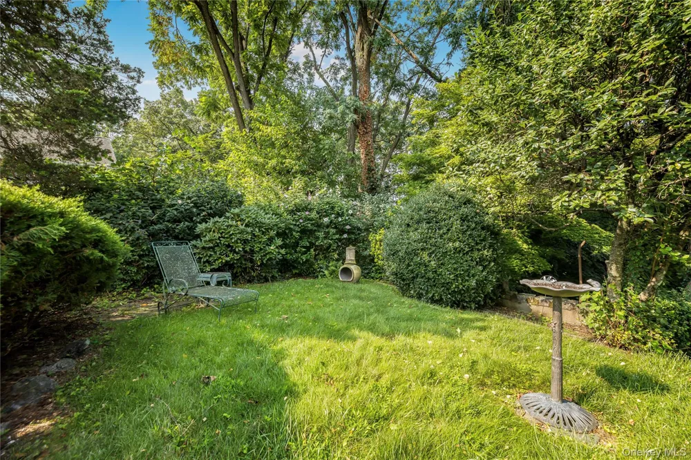 33 Dexter Road Yonkers, NY 10710