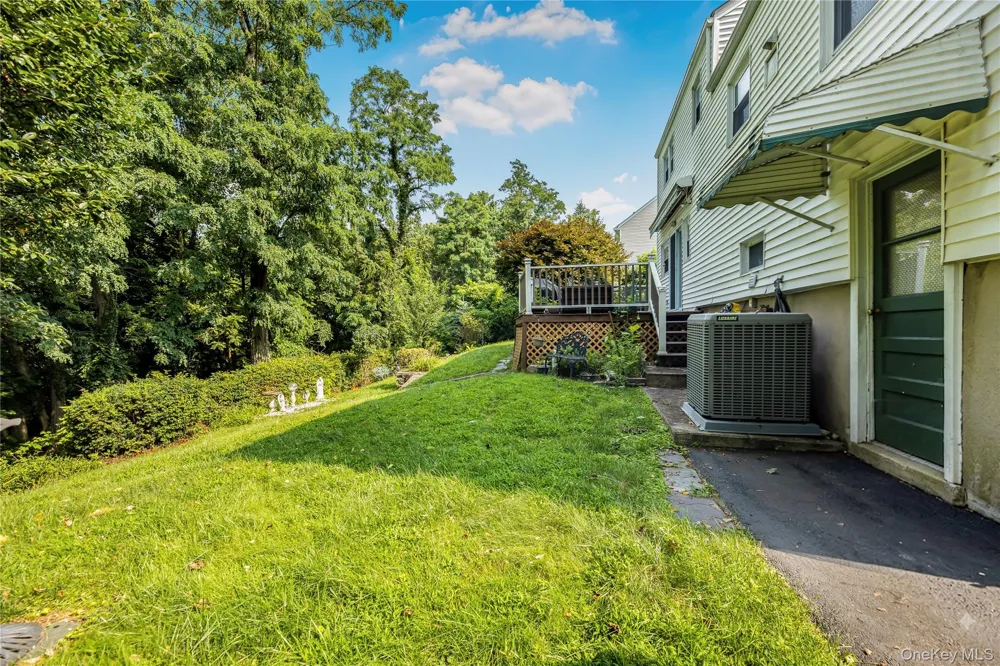 33 Dexter Road Yonkers, NY 10710