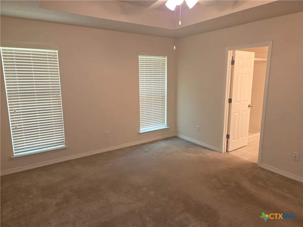 5209 Foxhill Road Temple, TX 76502