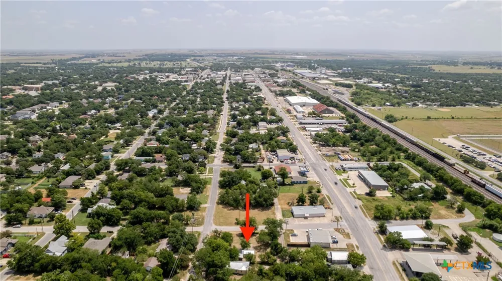 1101 W 3rd Street Taylor, TX 76574