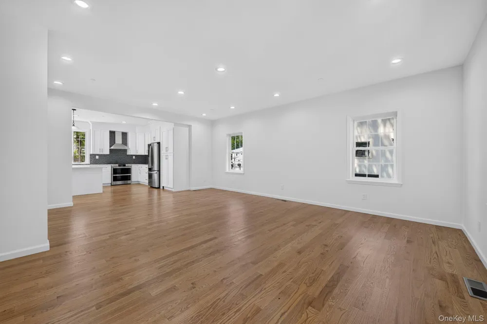 10 Beaver Landing Harrison, NY 10528