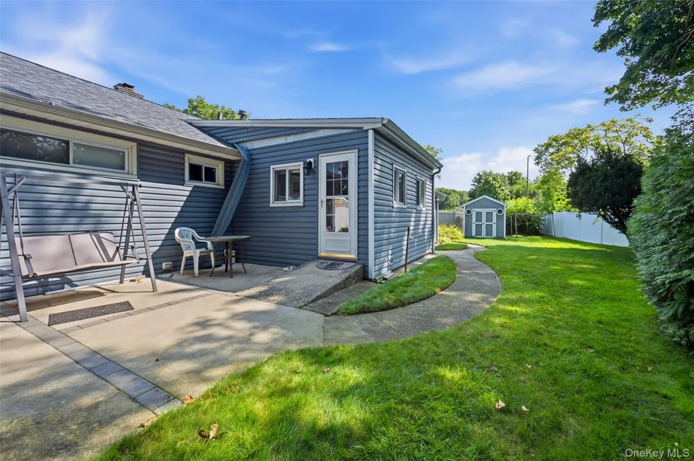 1230 Parkwood Drive Merrick, NY 11566