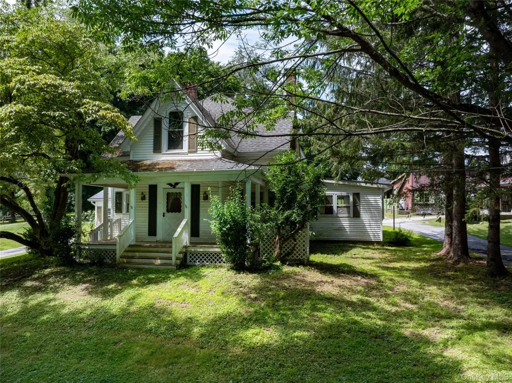 59-61 Valley Farm Road Millbrook, NY 12545