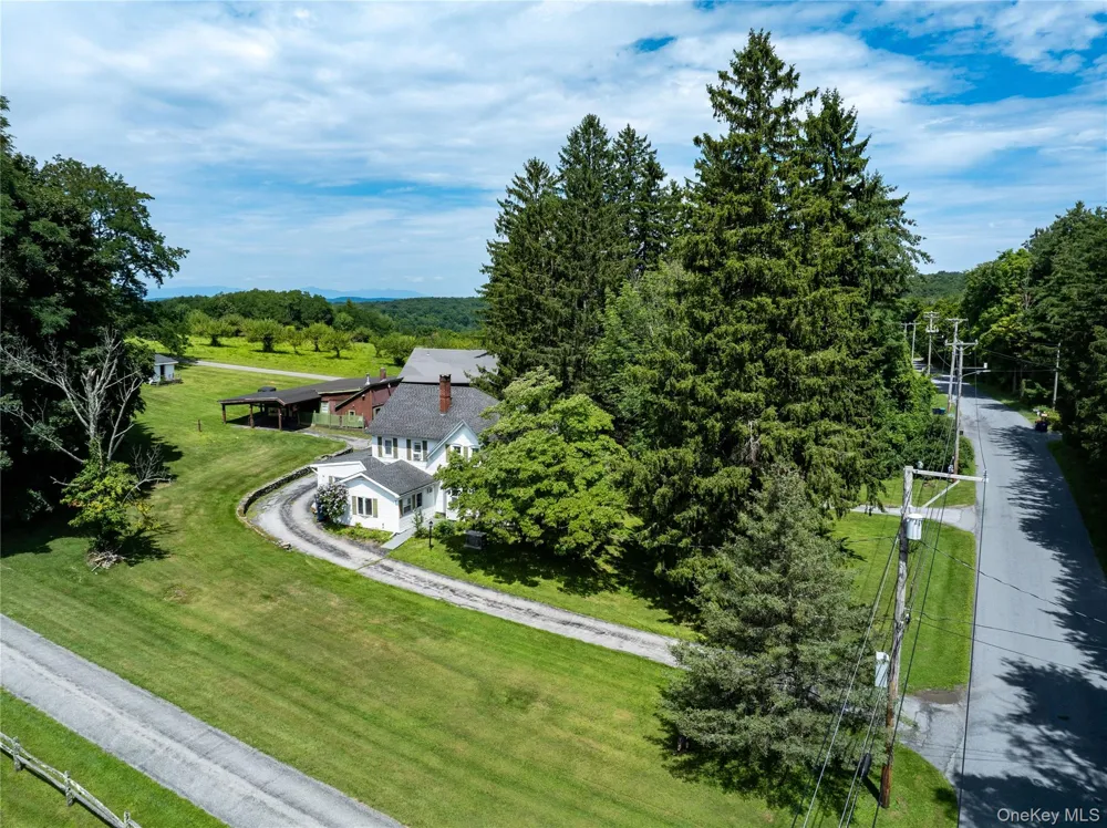59-61 Valley Farm Road Millbrook, NY 12545