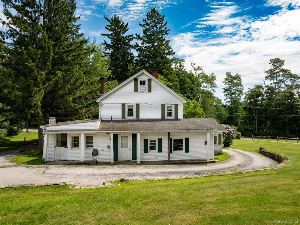 59-61 Valley Farm Road Millbrook, NY 12545